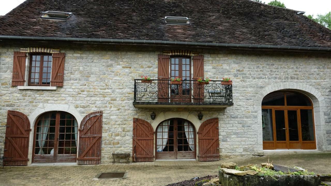 Отель L'Ecurie Saint-Germain-les-Arlay Экстерьер фото